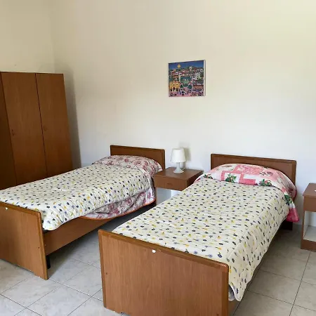 Affittacamere Casa Del Sorriso *